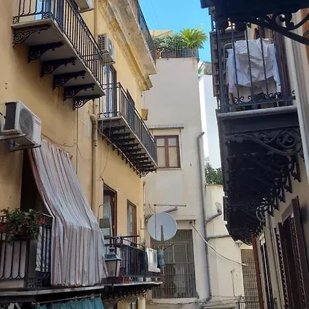 Appartamento In Pieno Centro I Mori E Le Dame Palermo Exterior foto